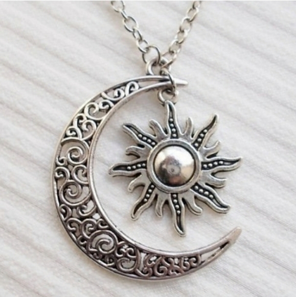 Jewelry - 🔴 SEE NEW LISTING